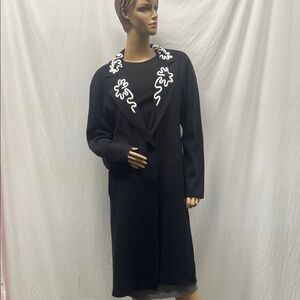 80 Park Women's Mariah Black with White Embroidery & Pearl Open Cardigan